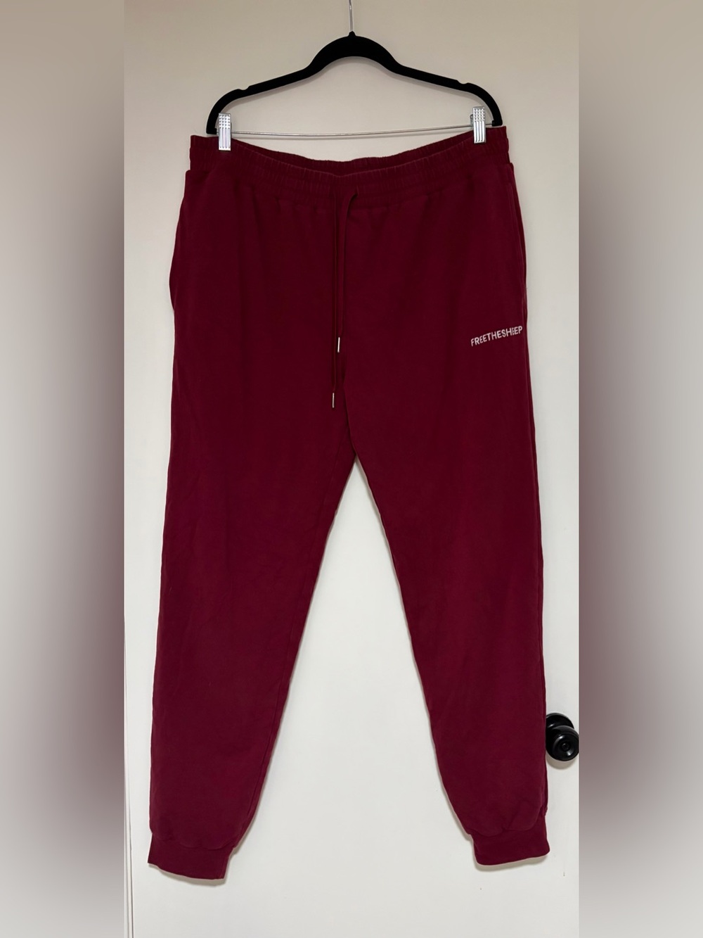 Free the Sheep Adult Cotton Cloud Red Fleece Lined Joggers Size XXL